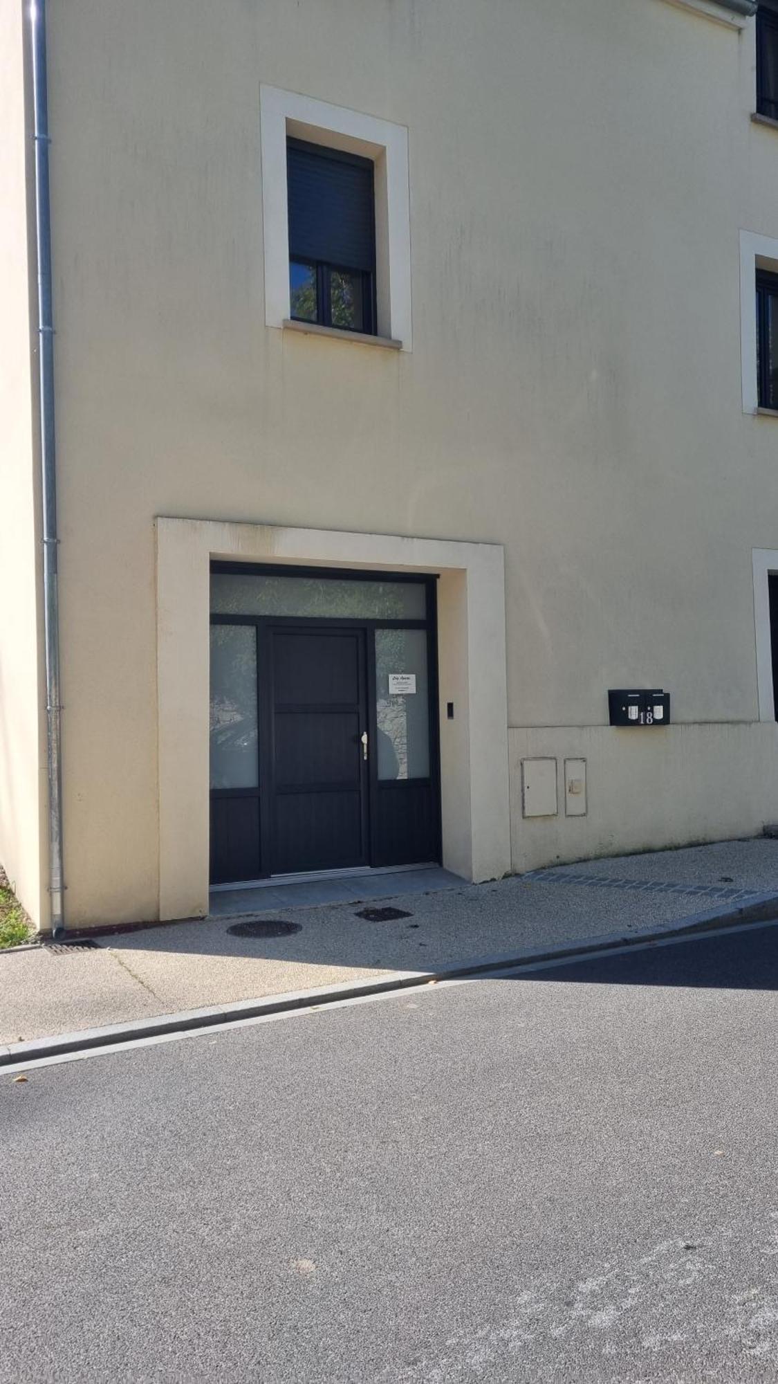 Cdg Aparts Le Mesnil-Amelot Exterior photo