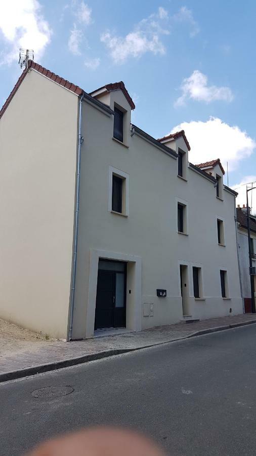 Cdg Aparts Le Mesnil-Amelot Exterior photo